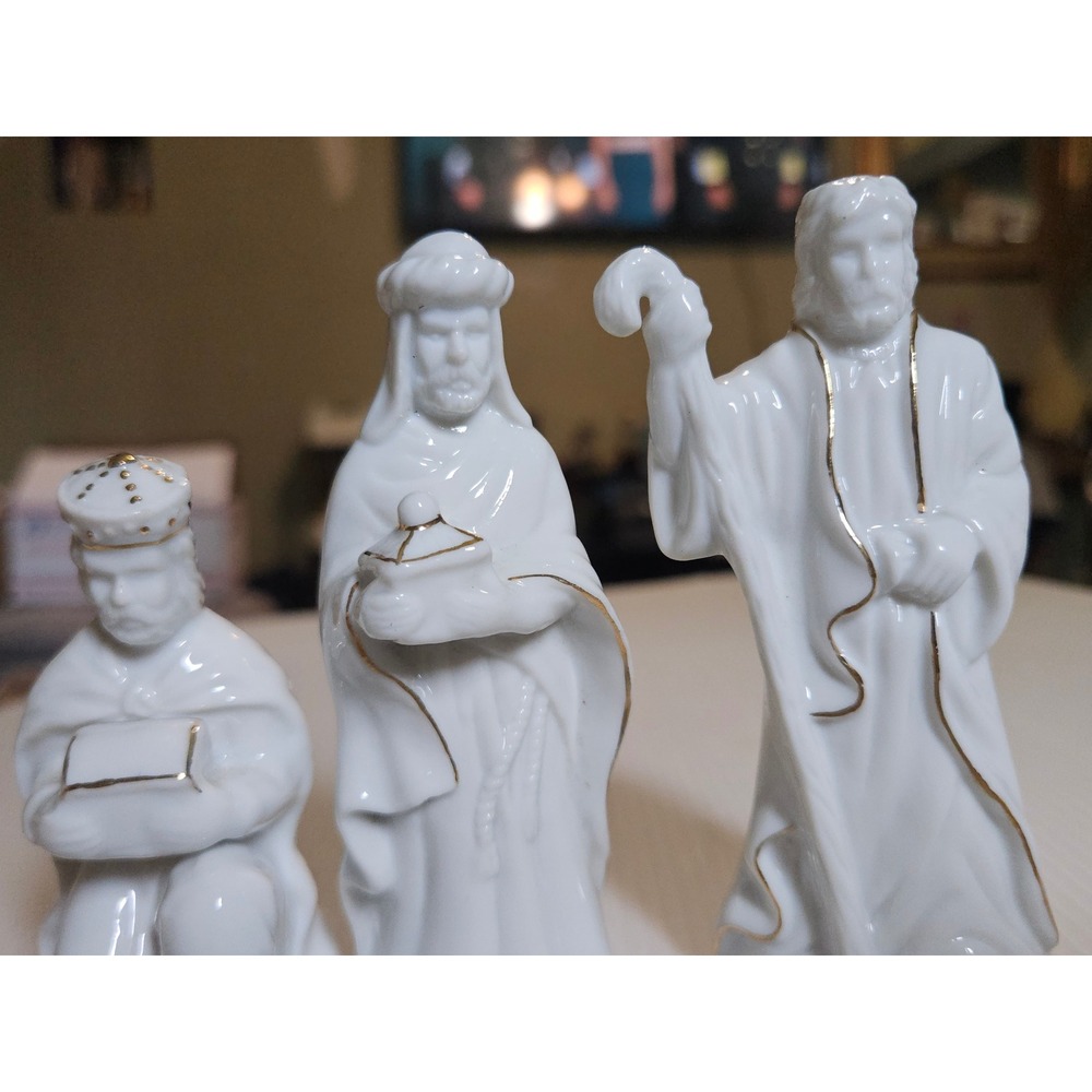 White Porcelain Three Kings Wise Men Nativity Figurines Set with Gold Trim 3pc